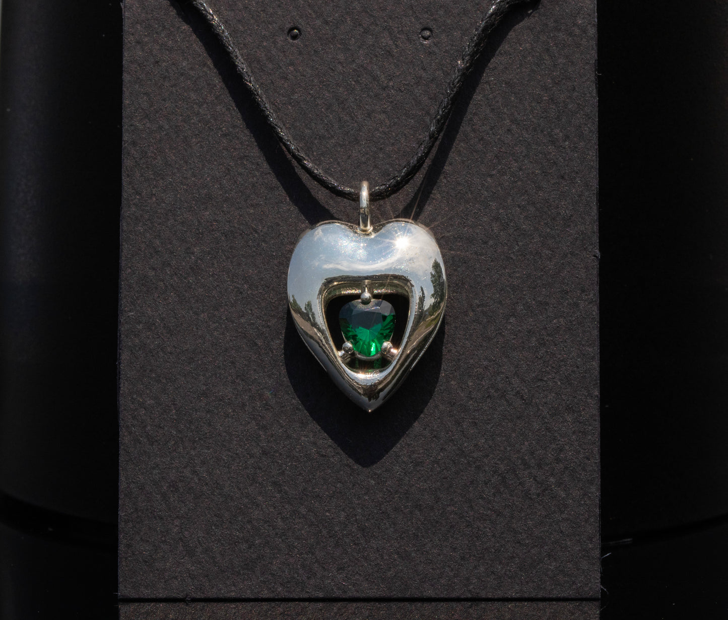 Heart stone pendant