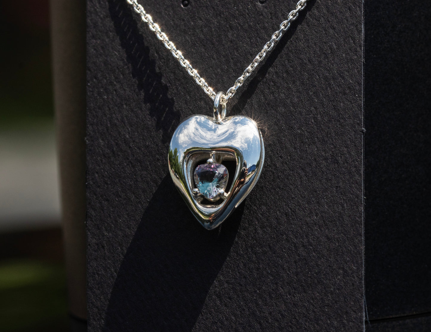 Heart stone pendant