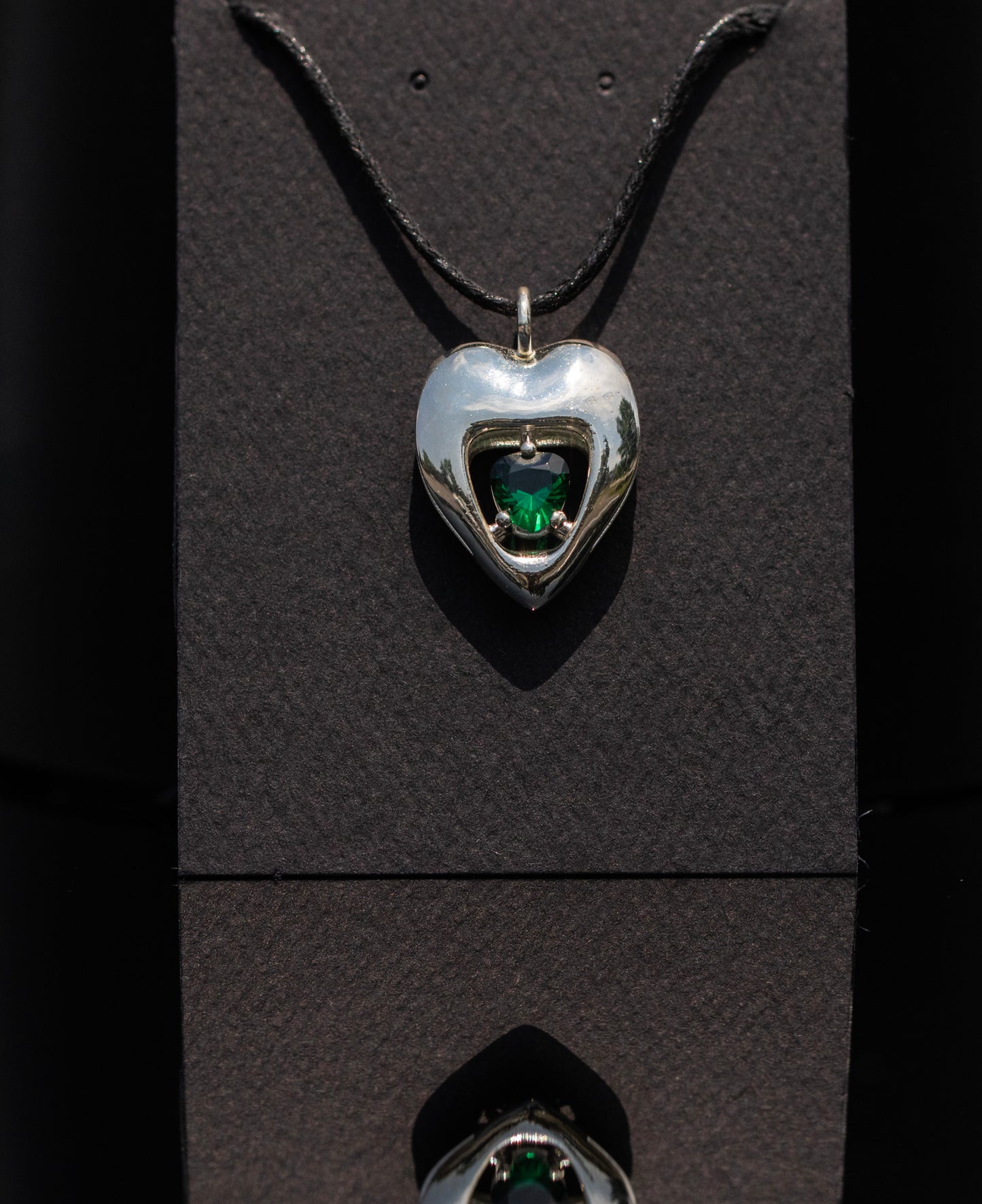 Heart stone pendant