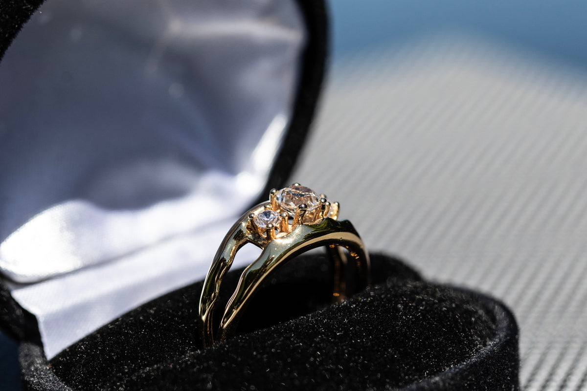 Promise Rings Inset Stone 3-stone promise ring – FDM Jewelry & Prototyping